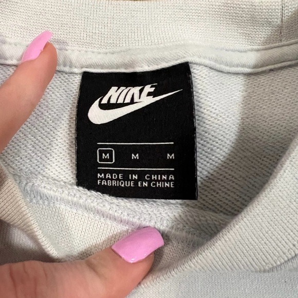 Nike Heritage Crew SB Sweatshirt - Picture 7 of 7